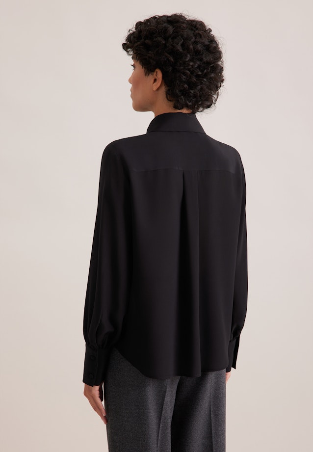 Hemdbluse aus Seide mit abnehmbarer Schluppe in Schwarz |  Seidensticker Onlineshop