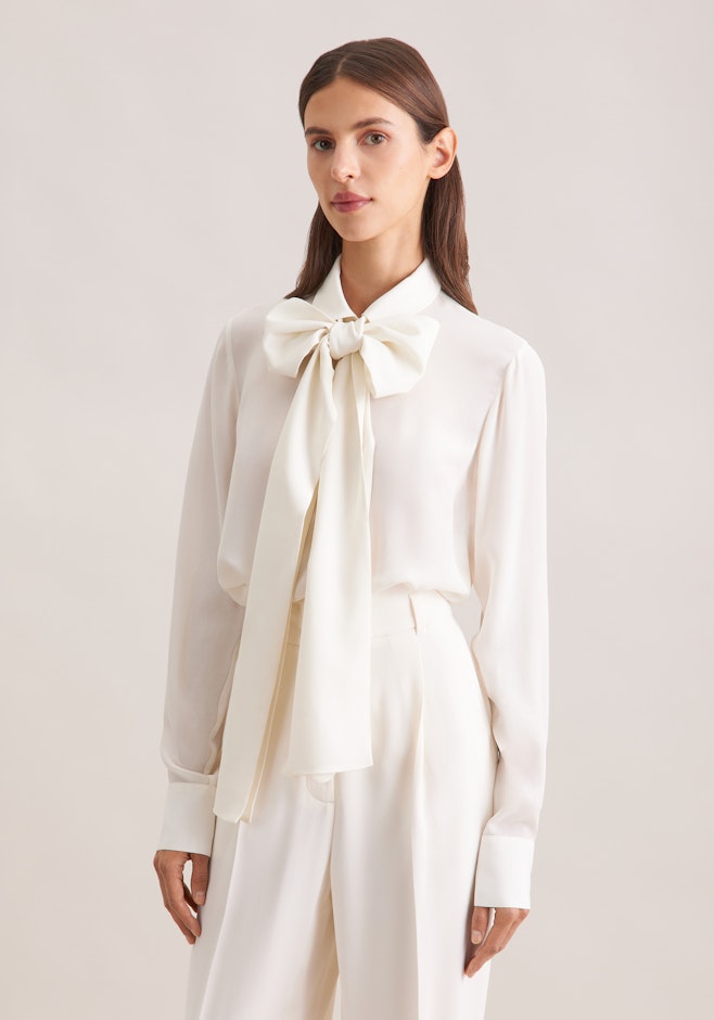 Chemisier en mousseline avec nœud papillon détachable dans Blanc | Boutique en ligne Seidensticker