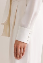 Chiffonbluse mit abnehmbarer Schluppe in Weiß |  Seidensticker Onlineshop