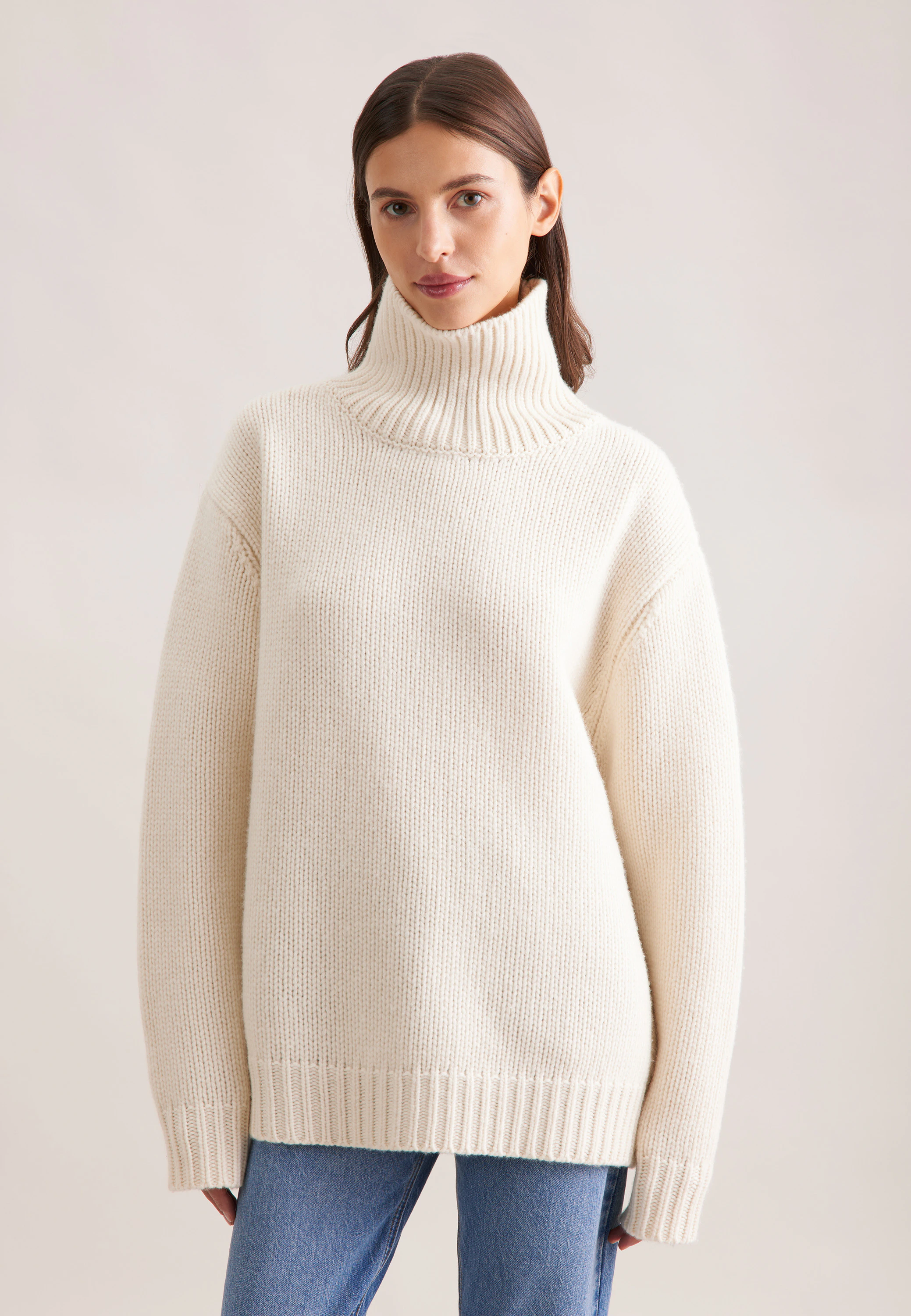 Oversize Rollkragenpullover mit Kaschmir Ecru