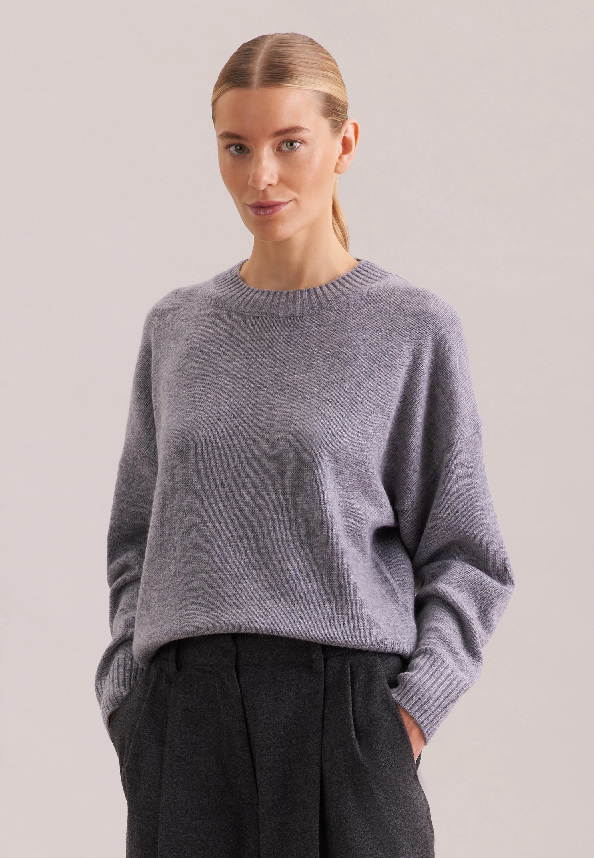 Pullover aus Kaschmir und Wolle Grau