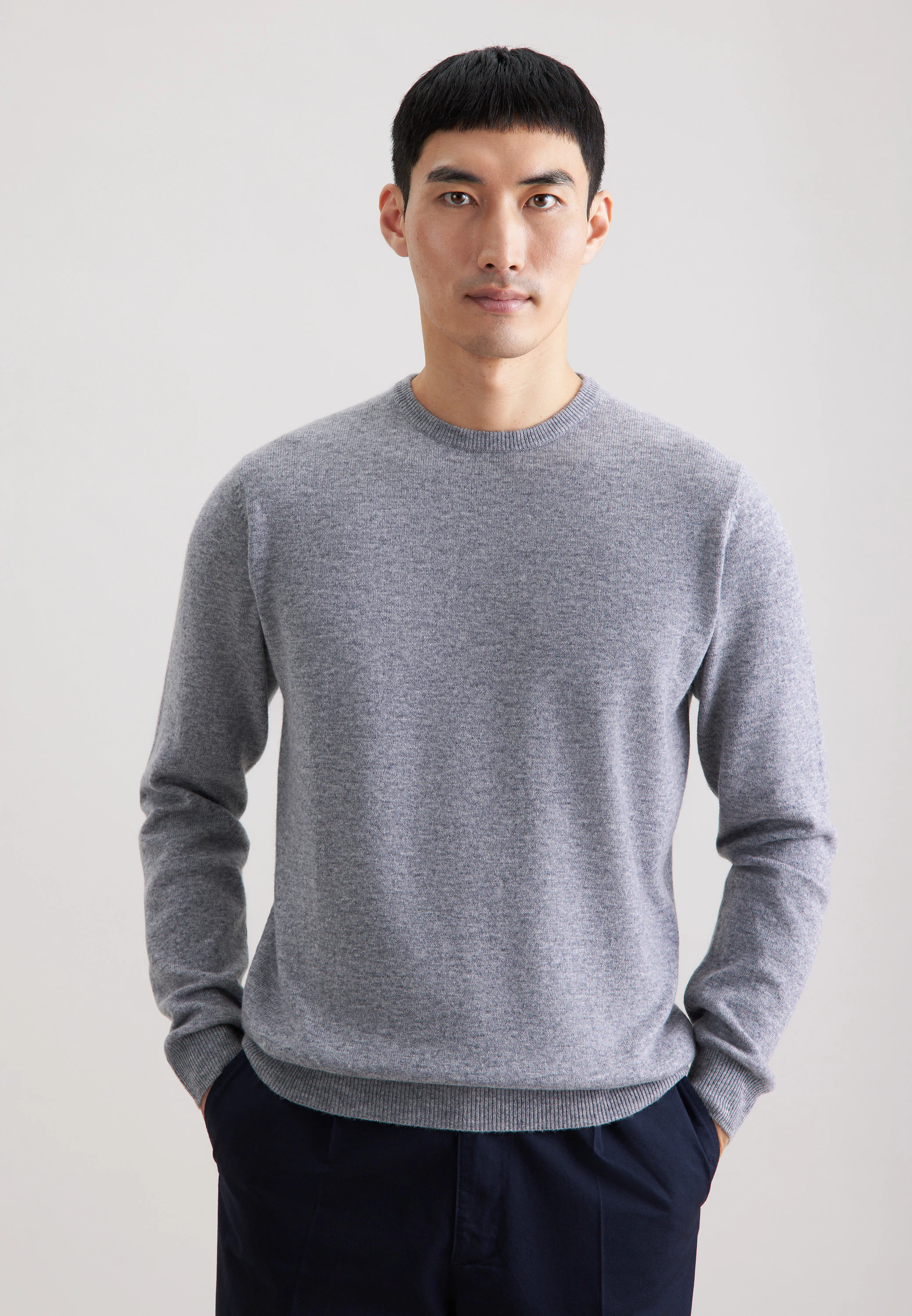 Regular Pullover Uni Grau
