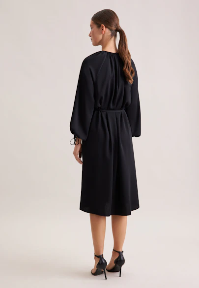 Raglankleid mit Schleifendetail in Schwarz |  Seidensticker Onlineshop