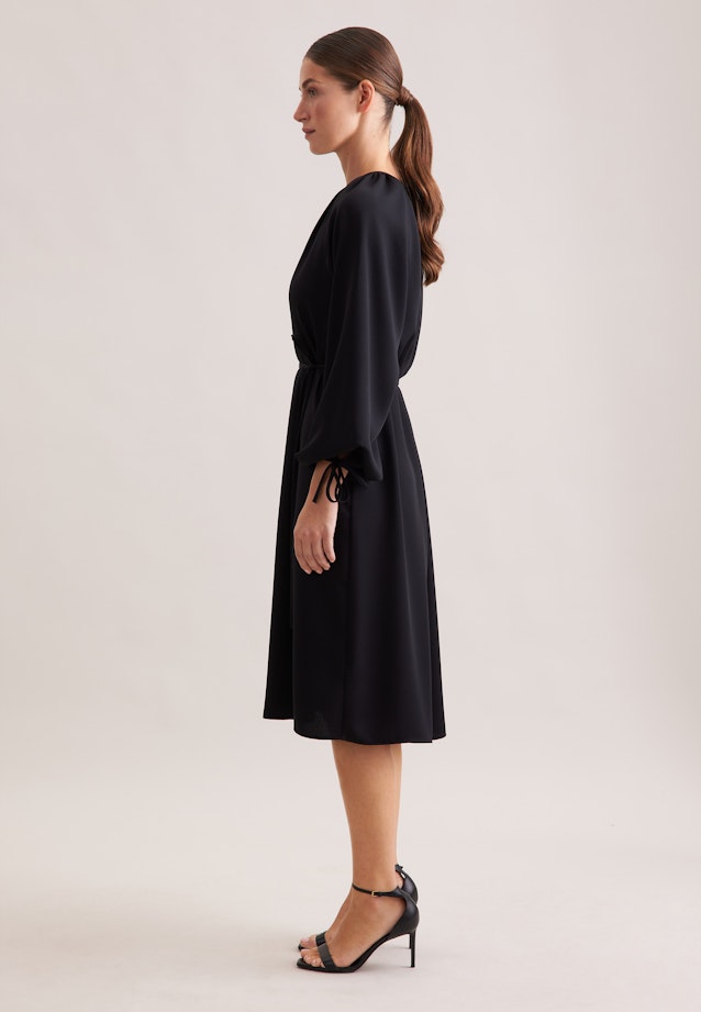 Raglankleid mit Schleifendetail in Schwarz |  Seidensticker Onlineshop