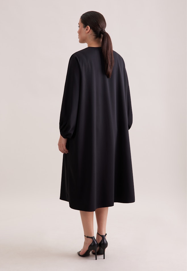 Fließendes Blusenkleid mit V- Ausschnitt in Schwarz | Seidensticker Onlineshop