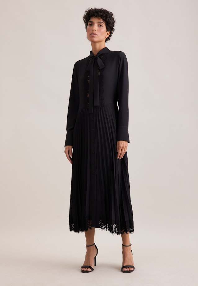 Kleid mit Spitzendetail und Plissee in Schwarz |  Seidensticker Onlineshop