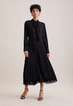 Kleid mit Spitzendetail und Plissee in Schwarz |  Seidensticker Onlineshop
