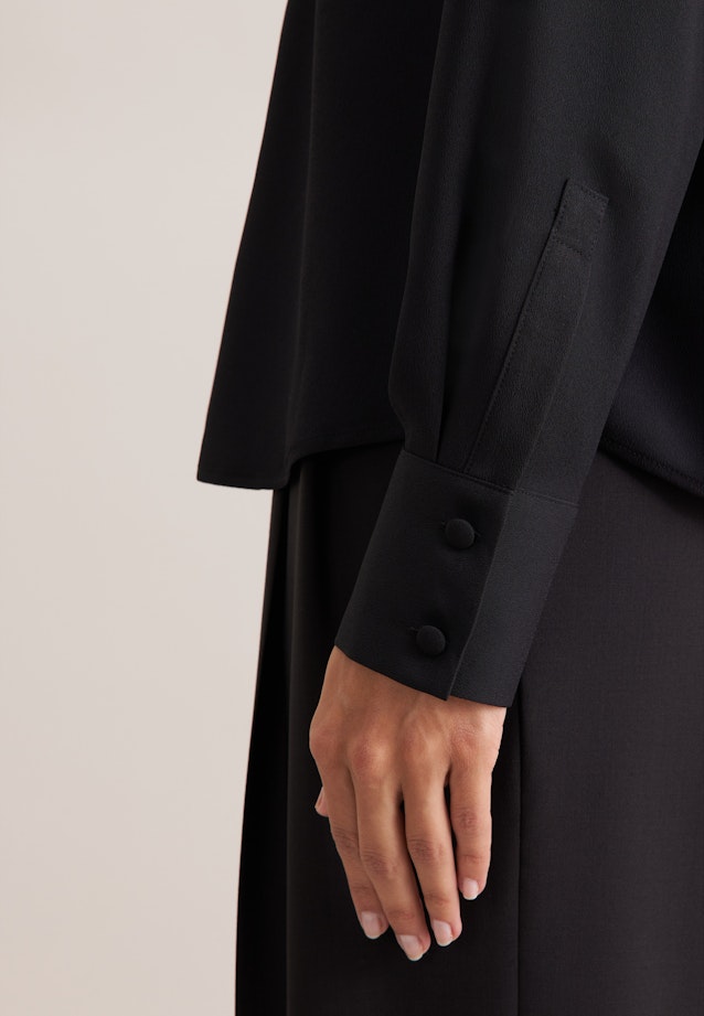 Fließende Hemdbluse aus Chiffon in Schwarz |  Seidensticker Onlineshop