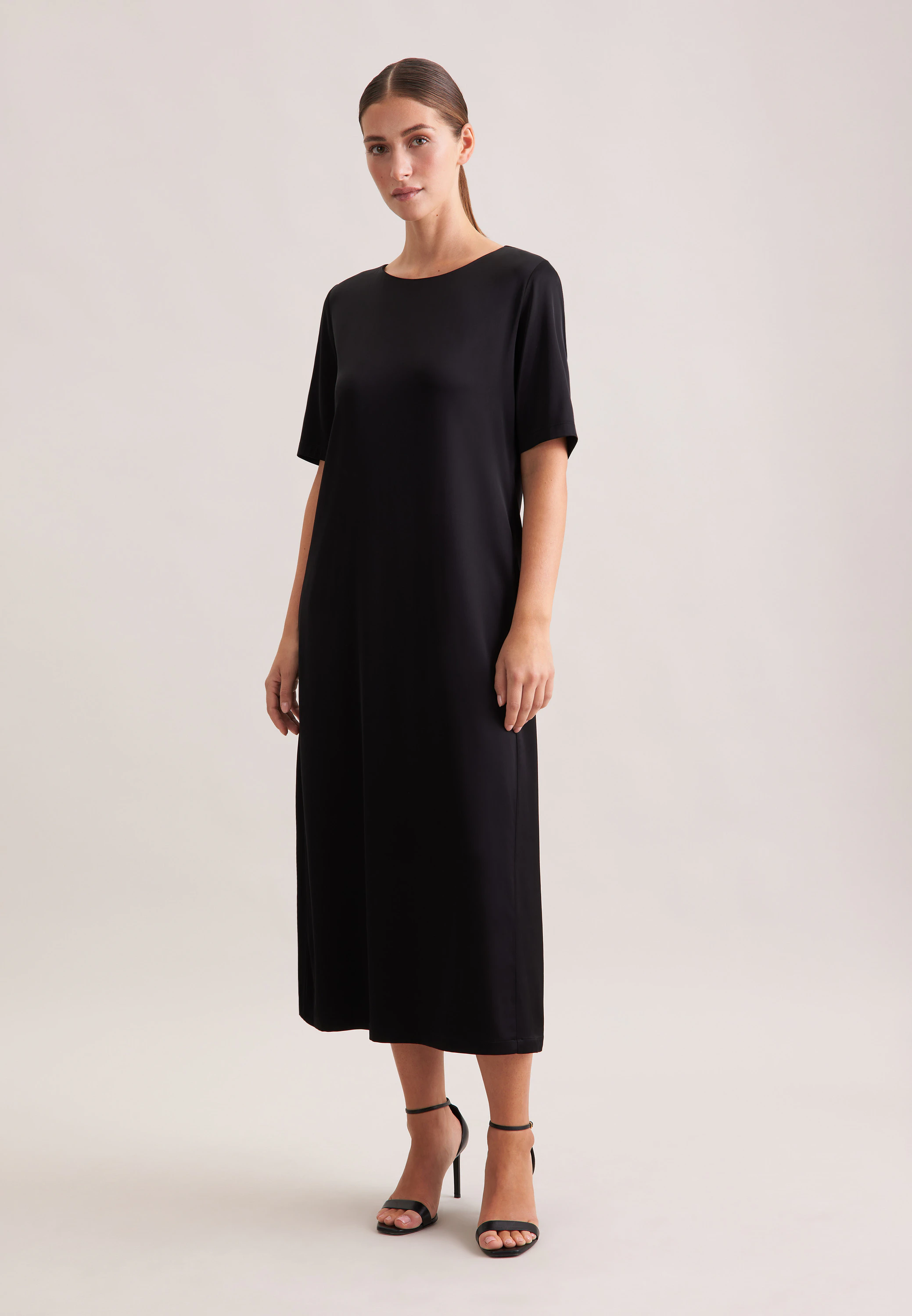 Shirtkleid in A- Linie aus fließender Ware Schwarz 36