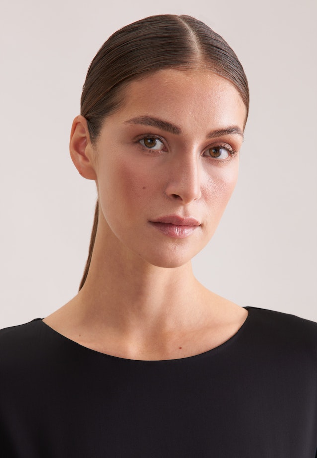 Shirtkleid in A- Linie aus fließender Ware in Schwarz |  Seidensticker Onlineshop