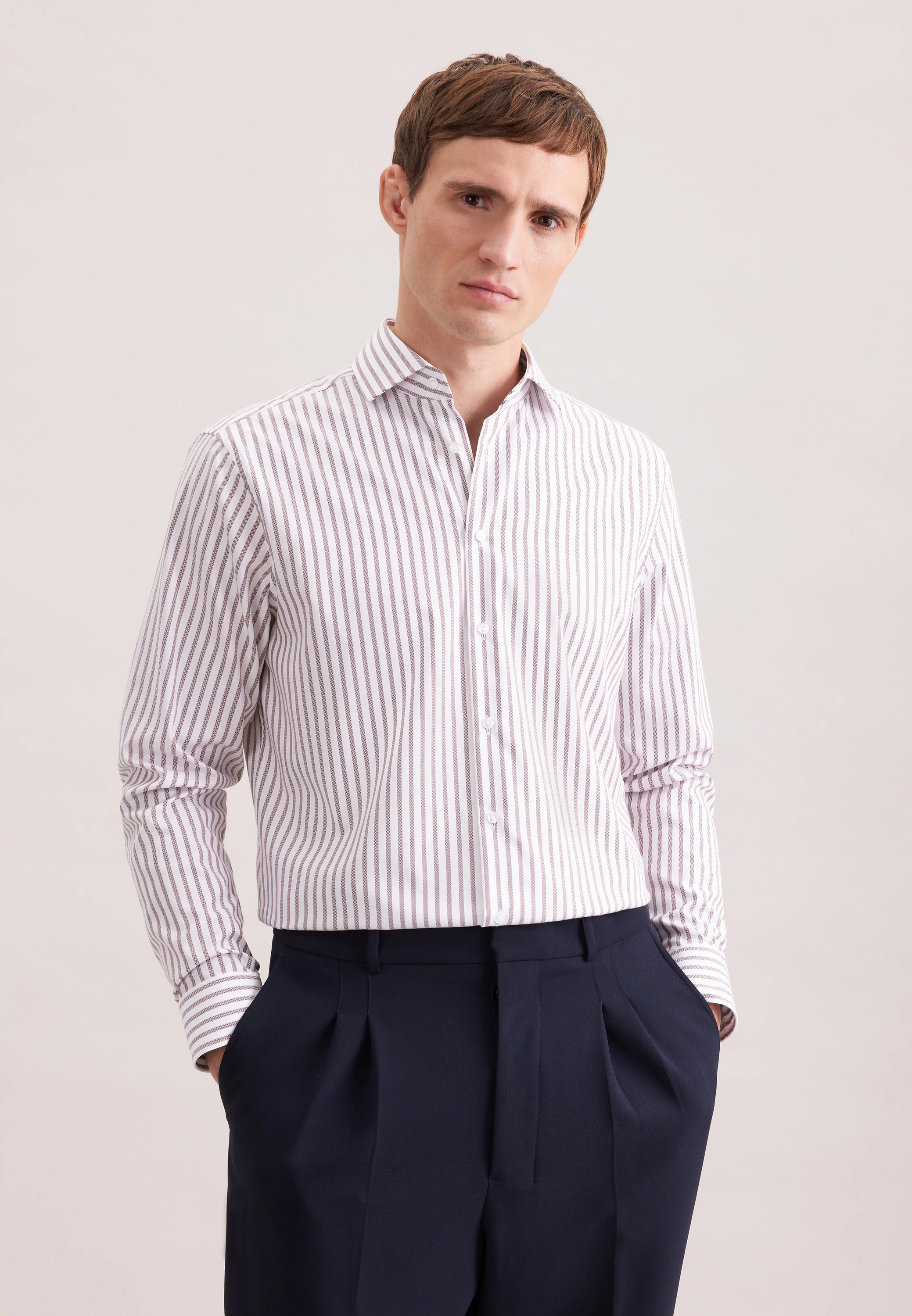 Regular Business Hemd Gestreift Braun 42