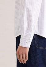 Hemdbluse mit abnehmbarer Schluppe in Hellblau |  Seidensticker Onlineshop