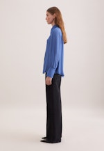 Hemdbluse mit abnehmbarer Schluppe in Mittelblau |  Seidensticker Onlineshop