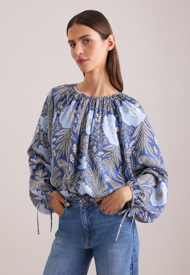 Satinierte Raglanbluse mit Schleifendetails in Mittelblau | Seidensticker Onlineshop