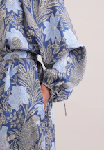 Satiniertes Raglankleid mit Schleifendetails und Taillengürtel in Mittelblau |  Seidensticker Onlineshop