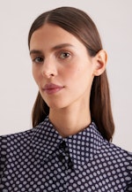 Gemustertes Hemdblusenkleid mit Taillengürtel in Dunkelblau |  Seidensticker Onlineshop