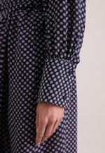 Gemustertes Hemdblusenkleid mit Taillengürtel in Dunkelblau |  Seidensticker Onlineshop
