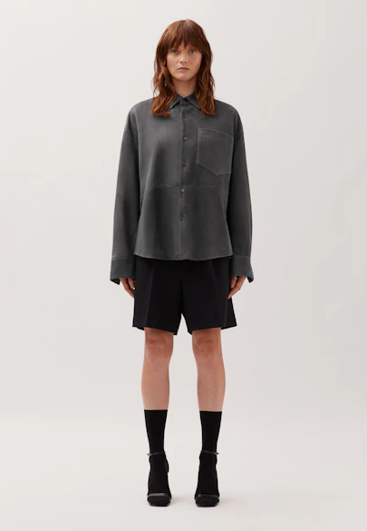 Chemise trop grande et carrée en cuir de daim in Gris |  Seidensticker Onlineshop