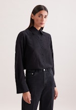Hemdbluse in A- Linie aus Lochstickerei in Schwarz |  Seidensticker Onlineshop