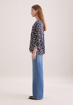 Satinierte Bluse mit Volumenärmeln in Dunkelblau |  Seidensticker Onlineshop