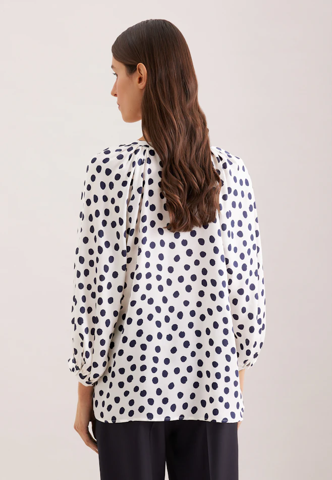 Satinierte Bluse mit Volumenärmeln in Weiß | Seidensticker online shop