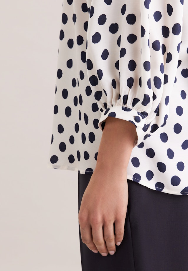 Satinierte Bluse mit Volumenärmeln in Weiß |  Seidensticker Onlineshop