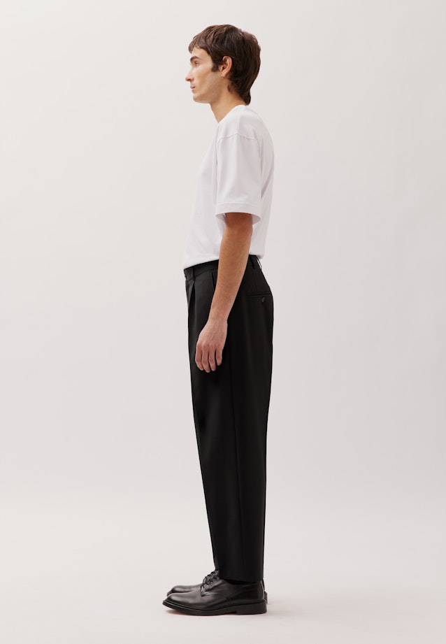 Chino Cropped mit Bundfalte in Schwarz |  Seidensticker Onlineshop