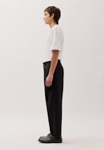 Chino Cropped mit Bundfalte in Schwarz |  Seidensticker Onlineshop