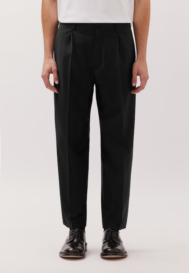 Chino Cropped mit Bundfalte in Schwarz |  Seidensticker Onlineshop