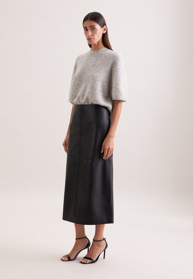 Rock aus 100% Leder mit Teilungsnähten in Schwarz | Seidensticker Onlineshop