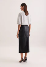 Rock aus 100% Leder mit Teilungsnähten in Schwarz |  Seidensticker Onlineshop