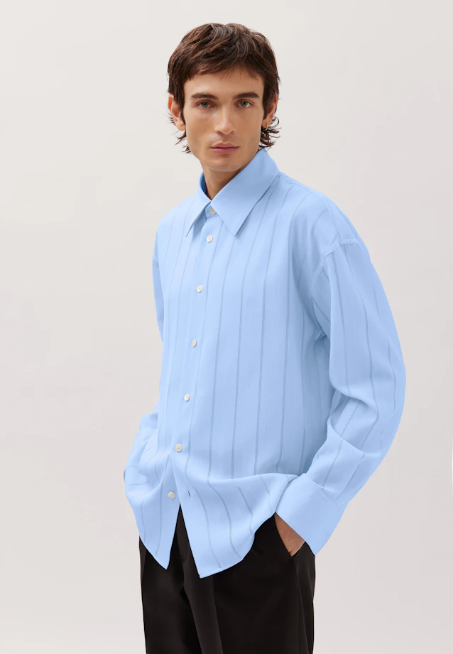 Relaxed Hemd mit überschnittener Schulter in fließender Viskose in Hellblau |  Seidensticker Onlineshop