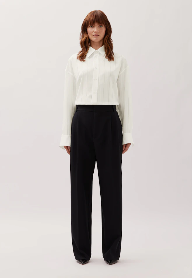 Relaxed Hemd mit überschnittener Schulter in fließender Viskose in Ecru | Seidensticker Onlineshop