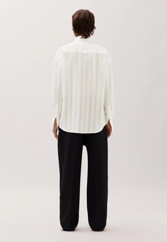 Relaxed Hemd mit überschnittener Schulter in fließender Viskose in Ecru |  Seidensticker Onlineshop