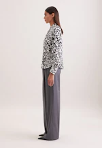 Satin raglan blouse with stand-up collar in Weiß |  Seidensticker Onlineshop