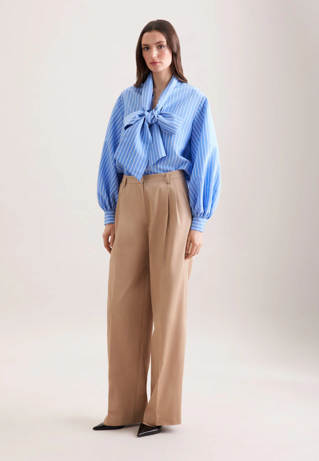 Schalkragenbluse mit Volumenärmel aus Viskose Mix in Mittelblau |  Seidensticker Onlineshop