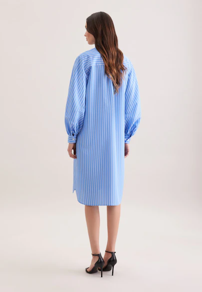 Robe à col châle avec manches de volume en mélange viscose in Bleu Moyen |  Seidensticker Onlineshop