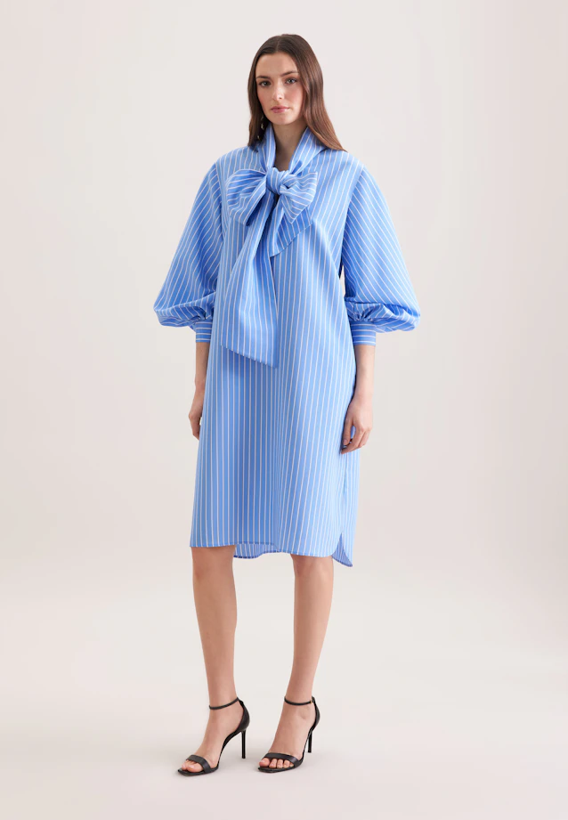 Shawl collar dress with volume sleeves made of viscose mix in Mittelblau |  Seidensticker Onlineshop