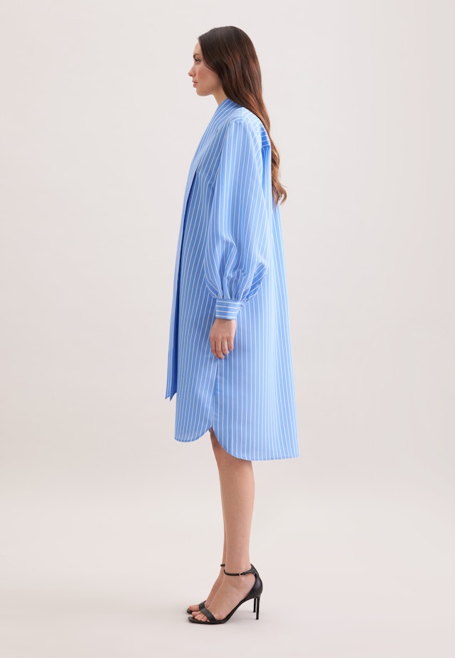 Schalkragenkleid mit Volumenärmel aus Viskose Mix in Mittelblau |  Seidensticker Onlineshop