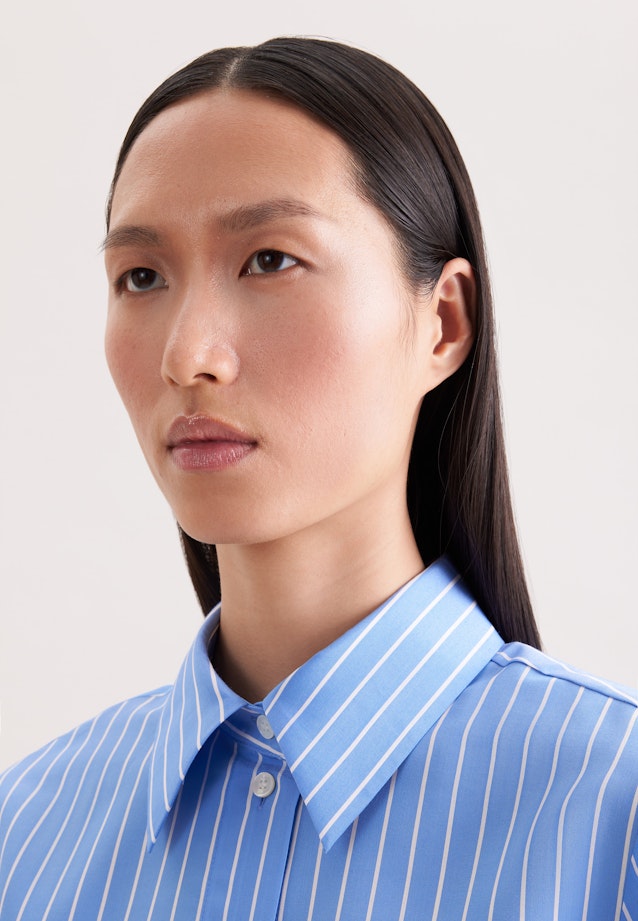 Hemdbluse in A- Linie aus Viskose Mix in Mittelblau |  Seidensticker Onlineshop