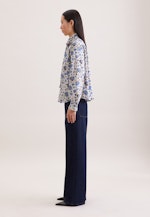 Satinierte Bluse mit Rüschendetails und Bindeband in Weiß |  Seidensticker Onlineshop