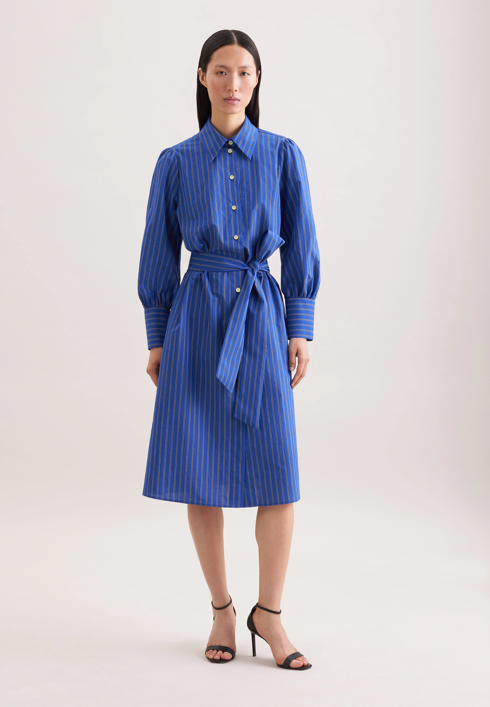 Hemdblusenkleid mit Gürtel Blau