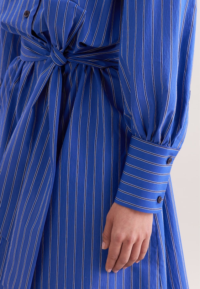 Hemdblusenkleid mit Gürtel in Mittelblau |  Seidensticker Onlineshop