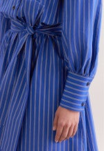 Hemdblusenkleid mit Gürtel in Mittelblau |  Seidensticker Onlineshop