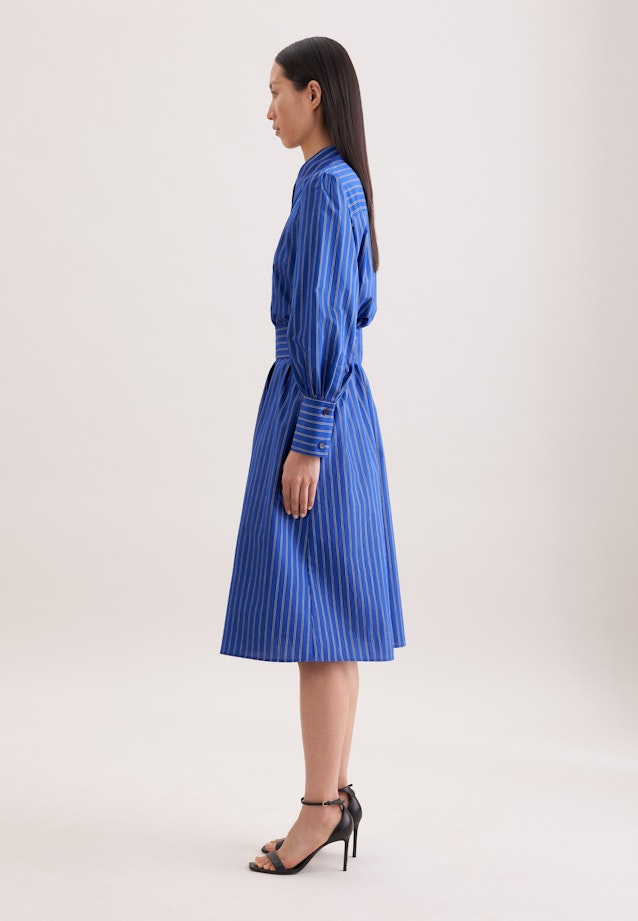Hemdblusenkleid mit Gürtel in Mittelblau |  Seidensticker Onlineshop
