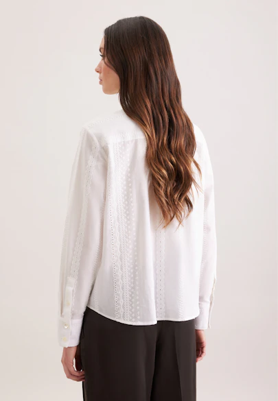 Stickerei Hemdbluse mit tiefer Passe in Weiß |  Seidensticker Onlineshop