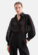 Hemdbluse aus Spitze mit Volumenärmel aus Baumwoll Mix in Schwarz |  Seidensticker Onlineshop