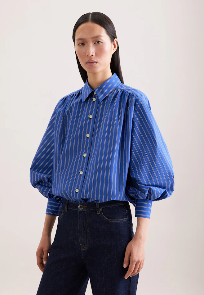 Shirt blouse with volume sleeves in Mittelblau | Seidensticker online shop