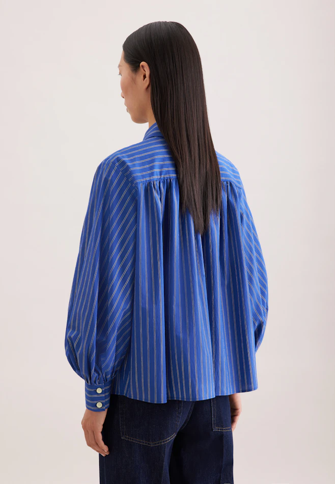 Shirt blouse with volume sleeves in Mittelblau | Seidensticker online shop