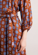 Satiniertes Tunikakleid mit Volumenärmeln in Orange |  Seidensticker Onlineshop